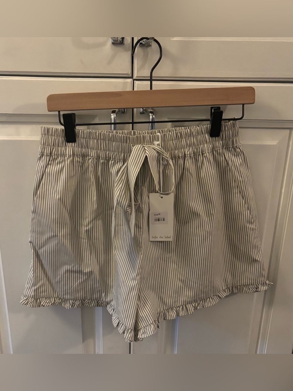 NWT Striped Ruffle Hem Women's Shorts - Cream